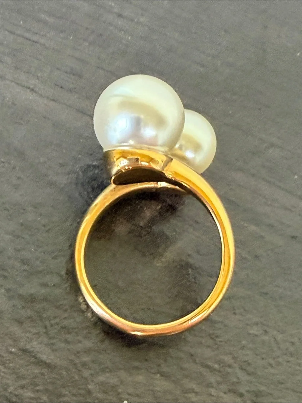 Luminous Gold Pearl Open-Top Ring in White Pearl